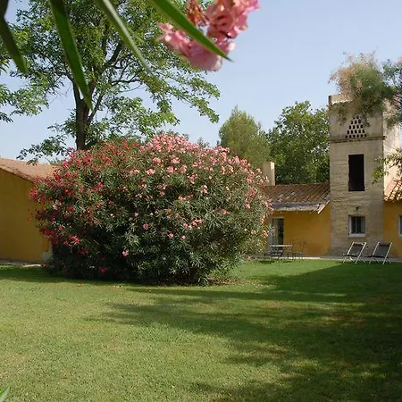 Holiday home Mas Antonelle Arles
